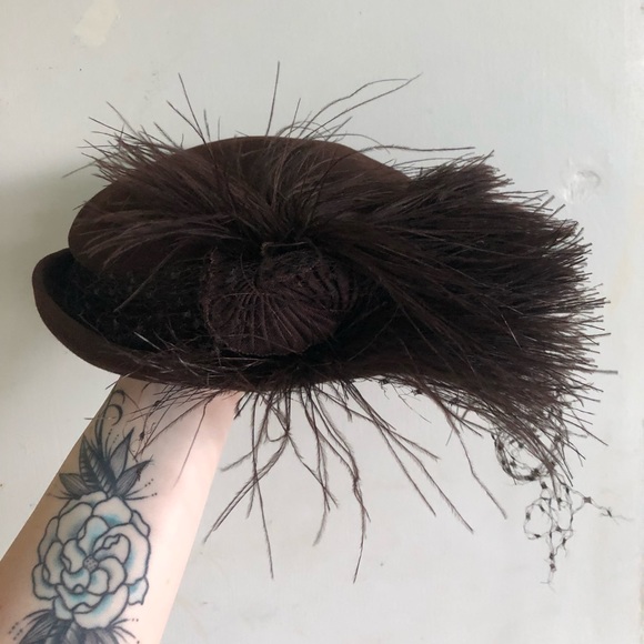 Desmonds Accessories - Vintage fascinator hat